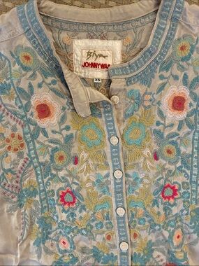 Gorgeous Johnny Was embroidered blouse
